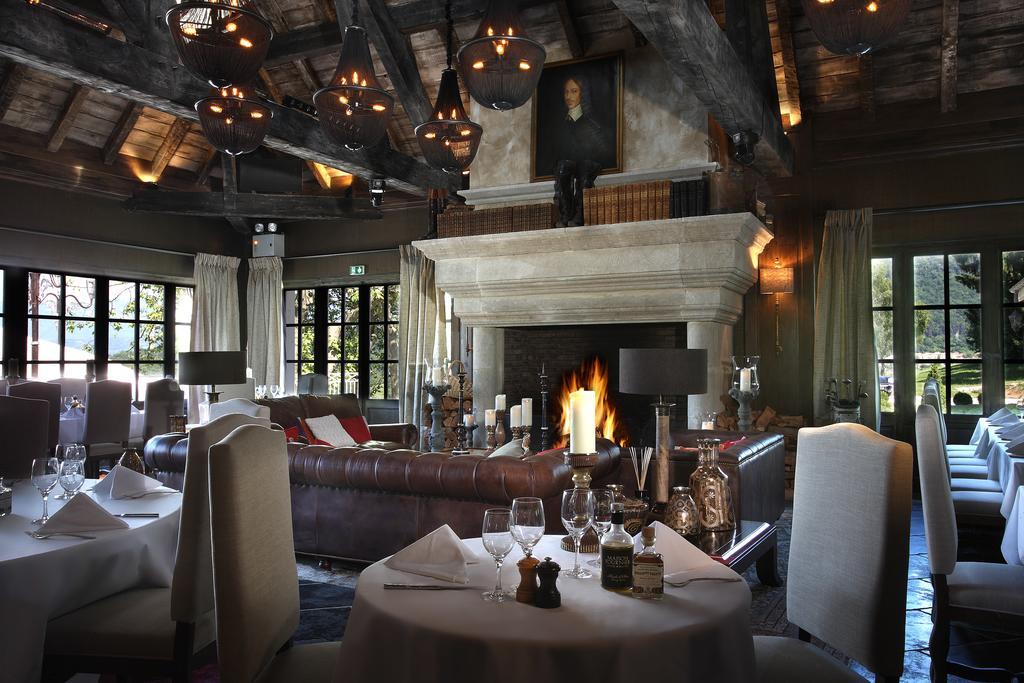 Hotel Les Saints Pères à Montagnole Extérieur photo