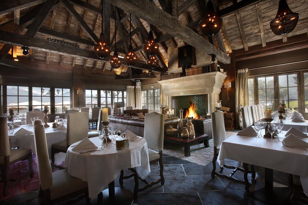 Hotel Les Saints Pères à Montagnole Extérieur photo