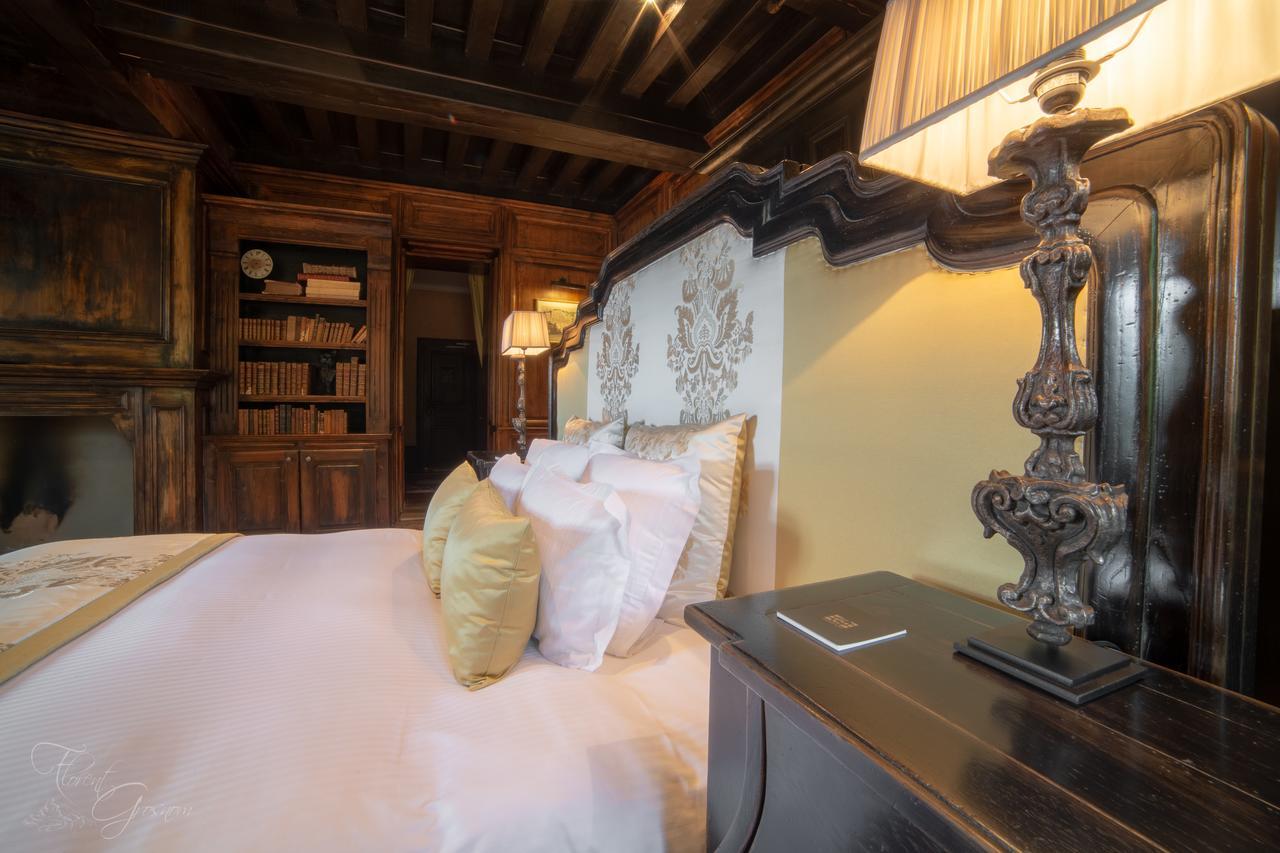 Hotel Les Saints Pères à Montagnole Extérieur photo