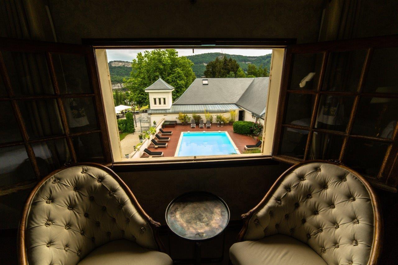 Hotel Les Saints Pères à Montagnole Extérieur photo